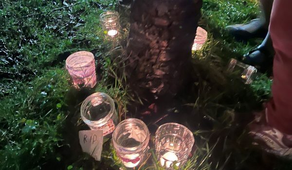 Candles lit for holocaust memorial